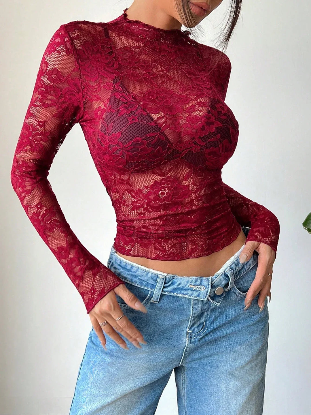 Blusa in pizzo tagliato con maniche lunghe – Sexy, Trasparente &amp; Femminile
