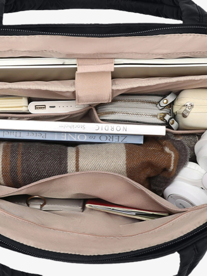 Lily | Borsa a spalla imbottita con tasche laterali
