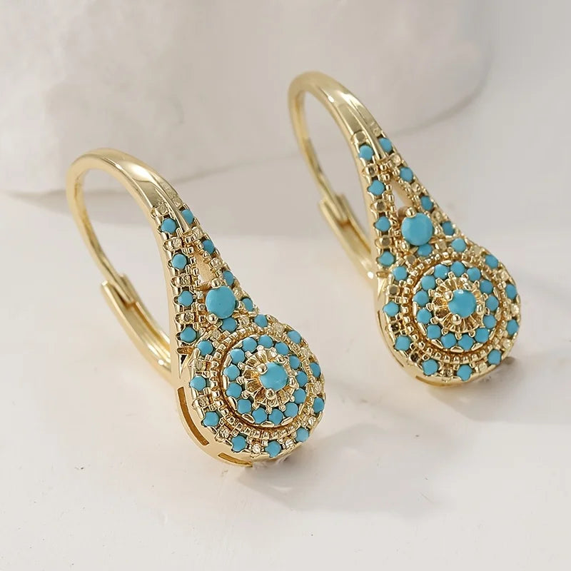 Orecchini eleganti con perle
