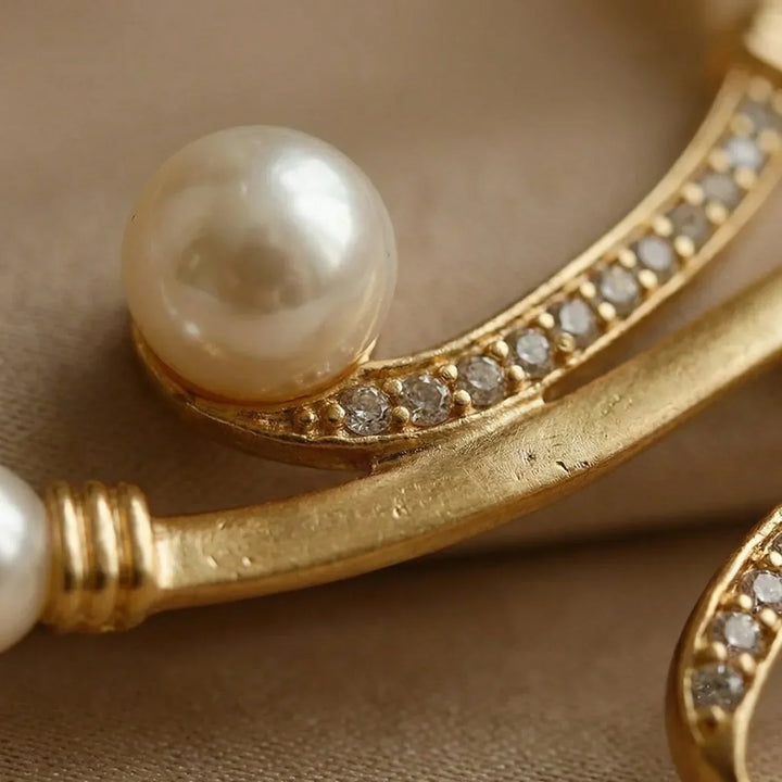 Set di gioielli elegante con perle