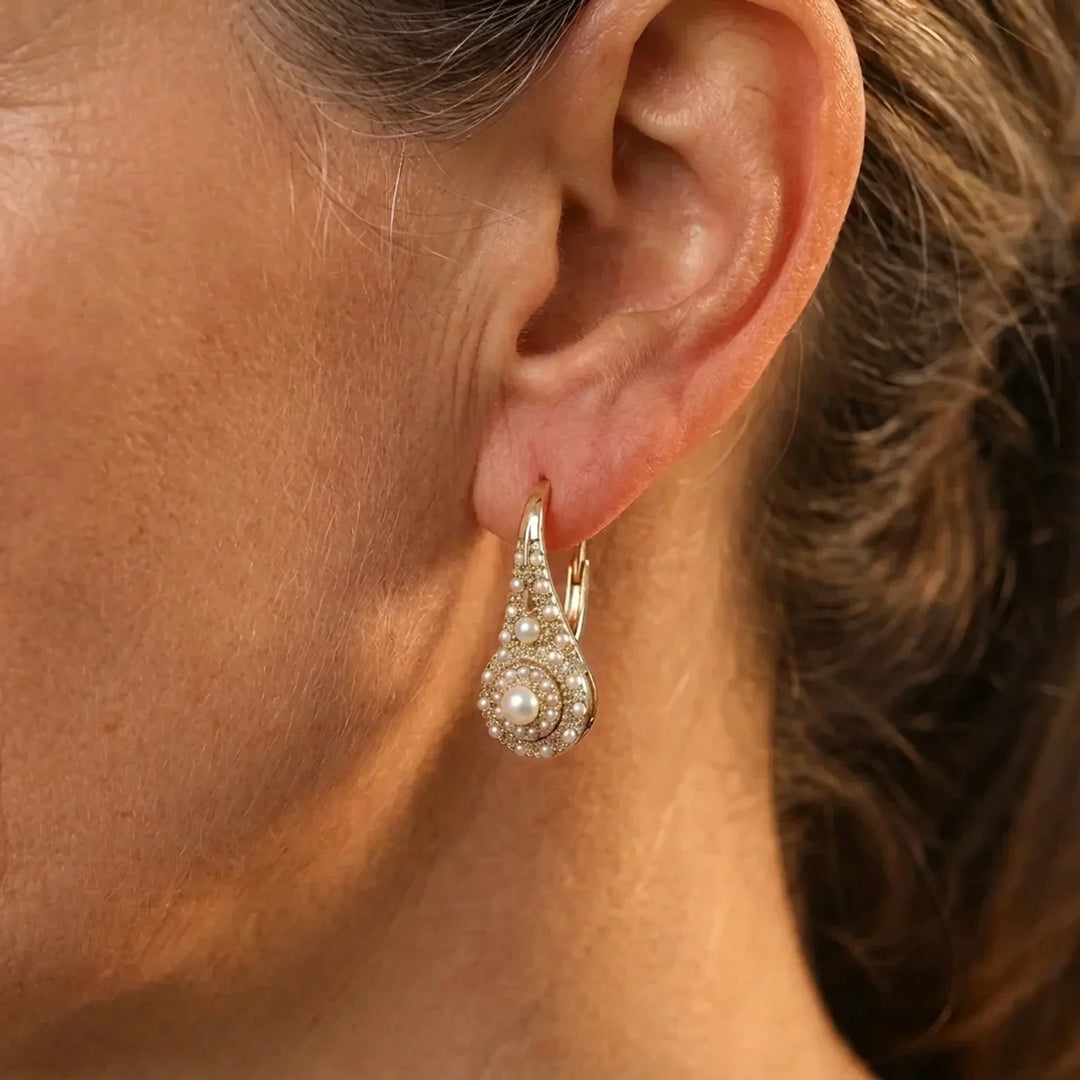 Orecchini eleganti con perle